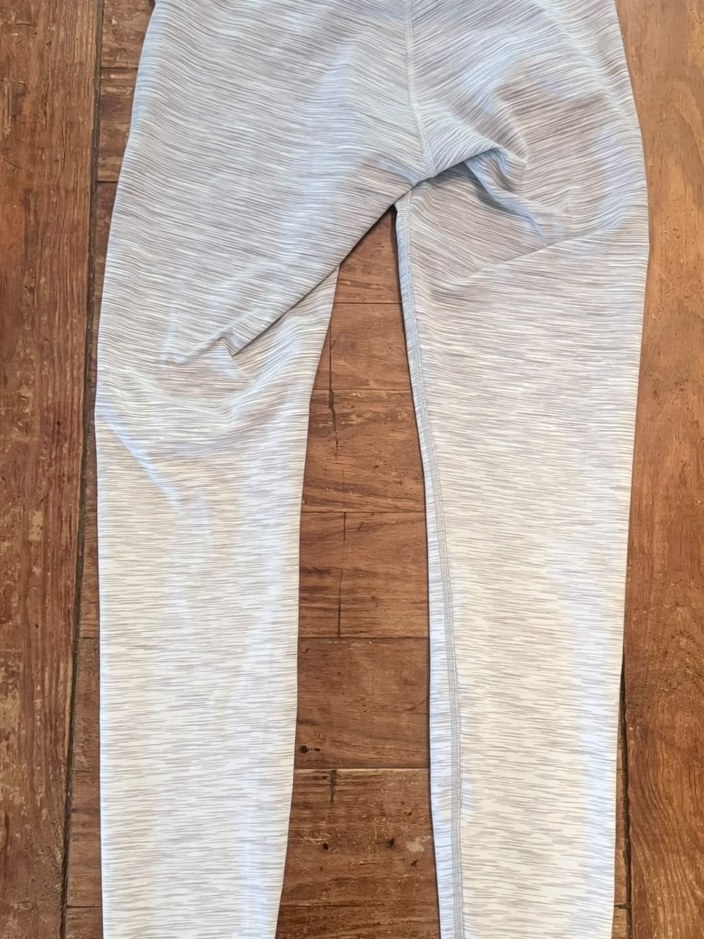 LululemonWunder High Light Gray Active Leggings